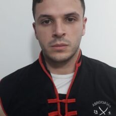 e51bc1ba-50c0-452b-a335-546bba033d32